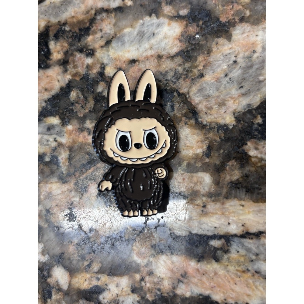 LABUBU ENAMEL PIN-Brown NO TAGS